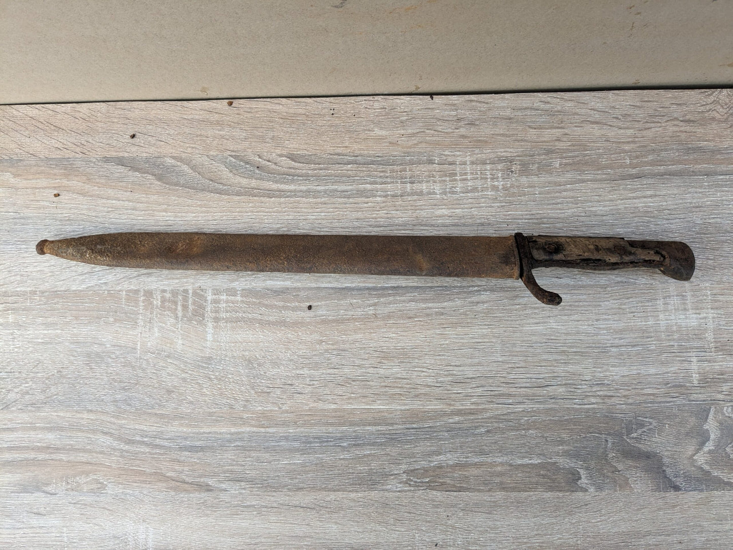 Z VENDU Baïonnette allemande à dent de scie WW1