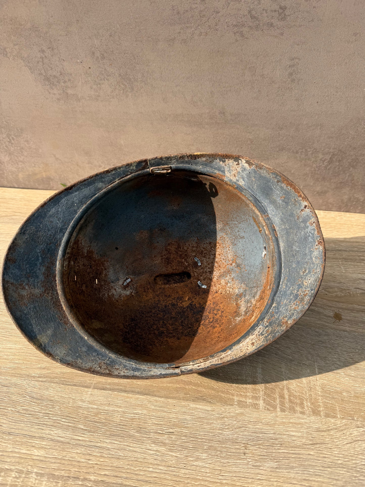 Z VENDU Coque de casque français WW1 bleu horizon