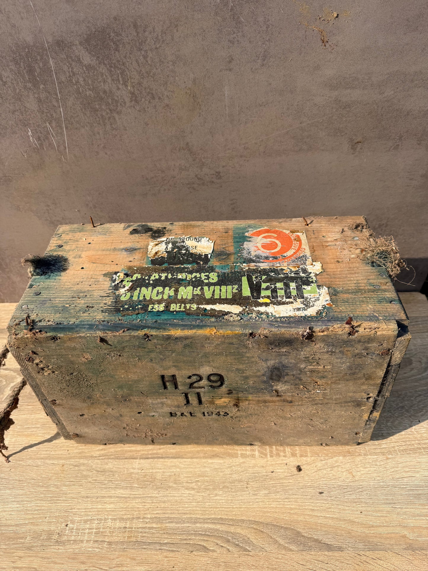 Caisse en Bois de BESA pour 7,92mm trouvé en grange (hôpital de campagne 43 Wessex)