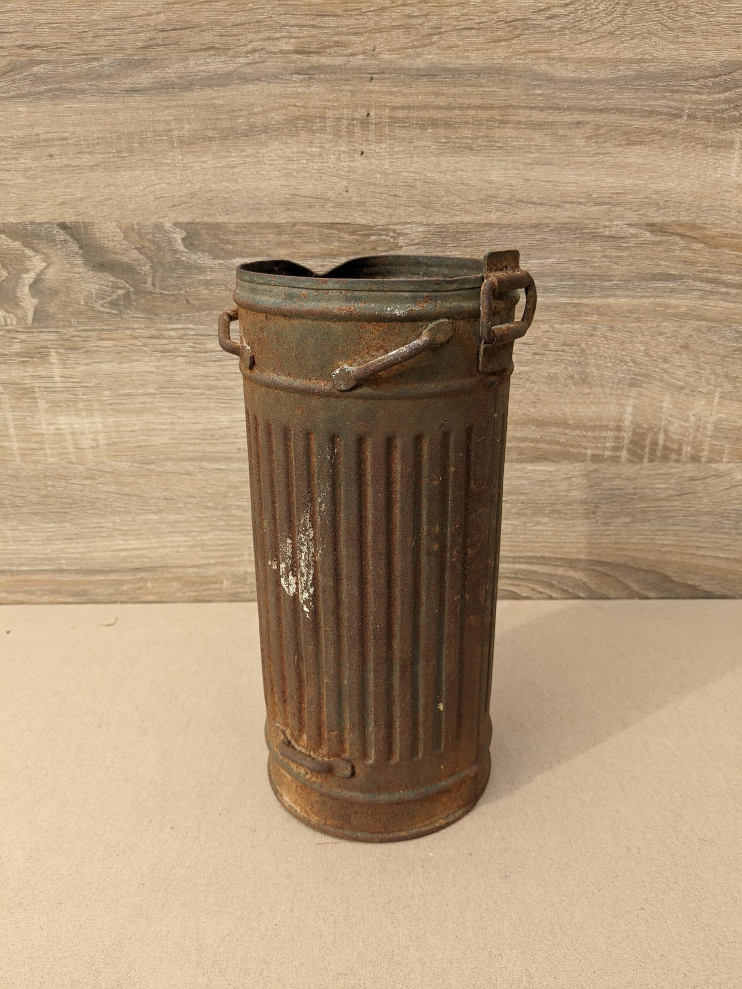 Boitier de masque à gaz Allemand WW2