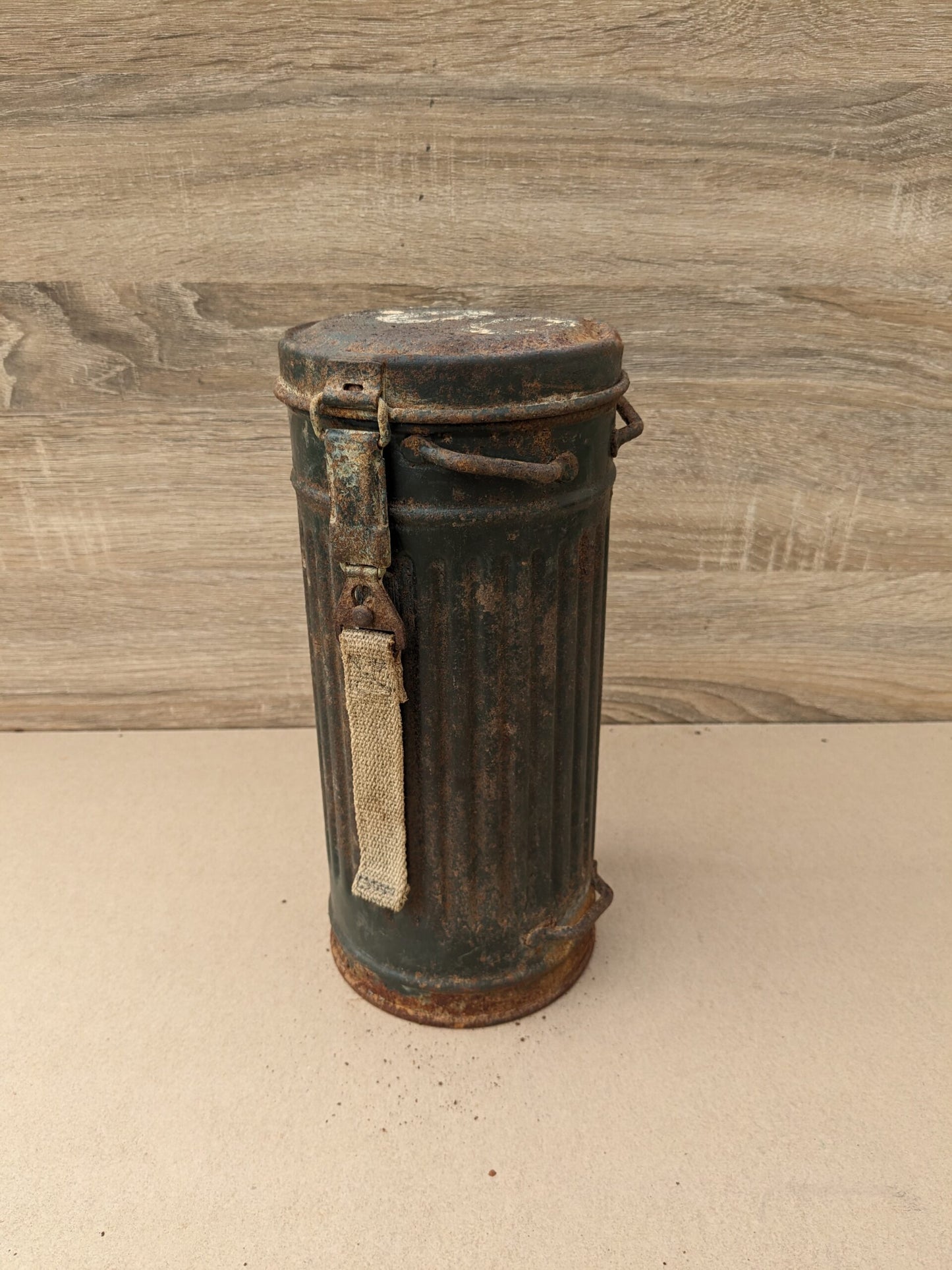 Boitier de masque à gaz Allemand WW2