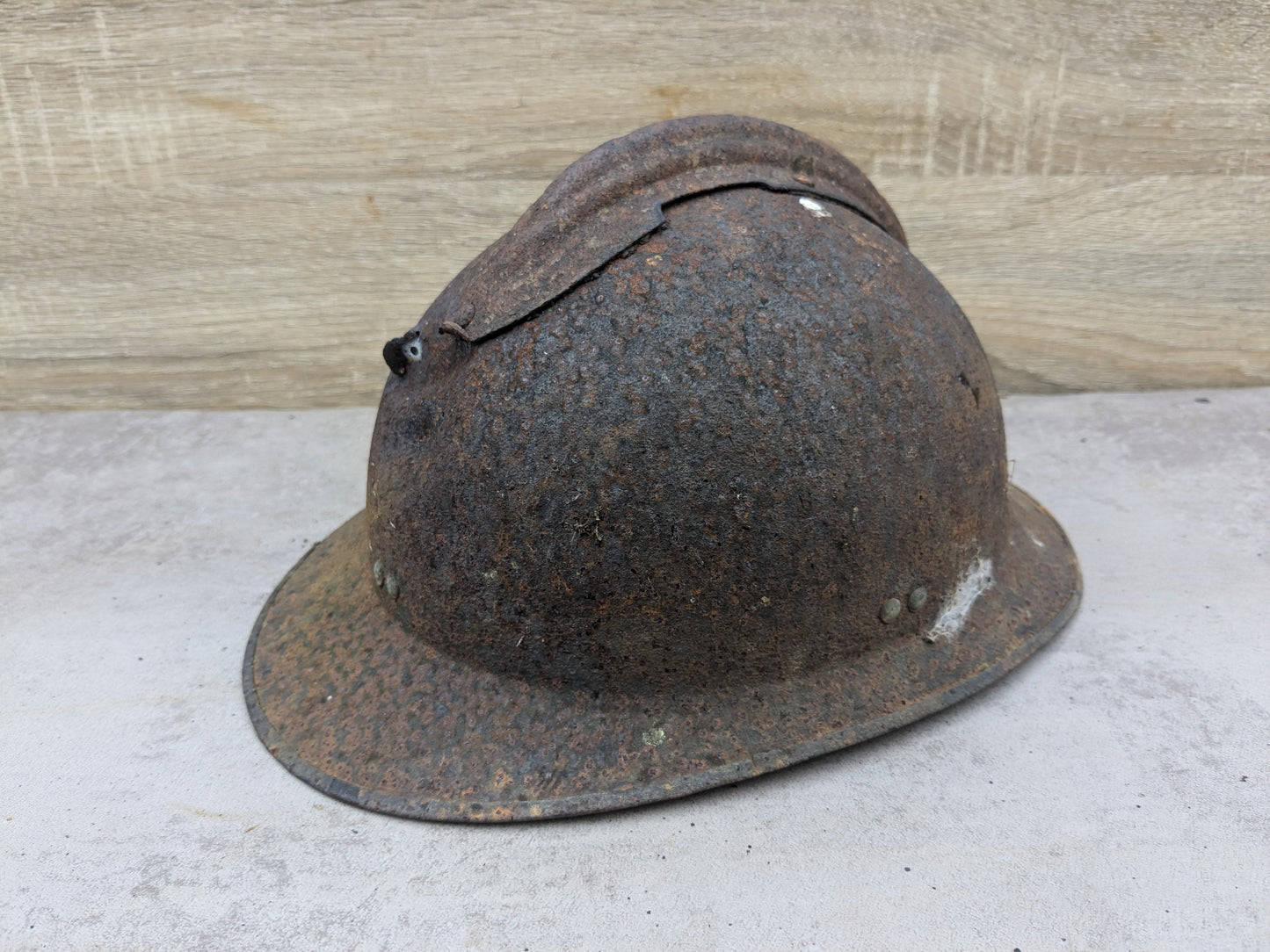 Z VENDU Casque Français Adrian 1926 jus