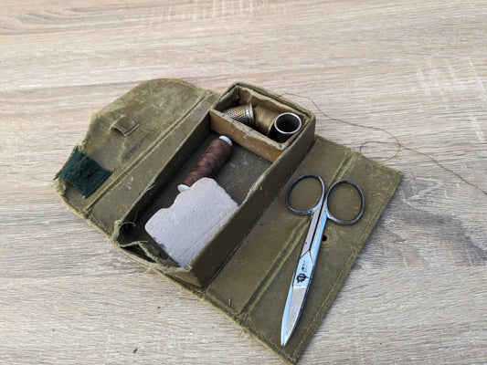 Trousse de couture US WW2
